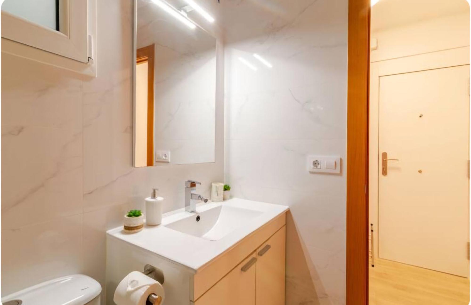 Hermoso apartamento cerca al mar Blanes Esterno foto